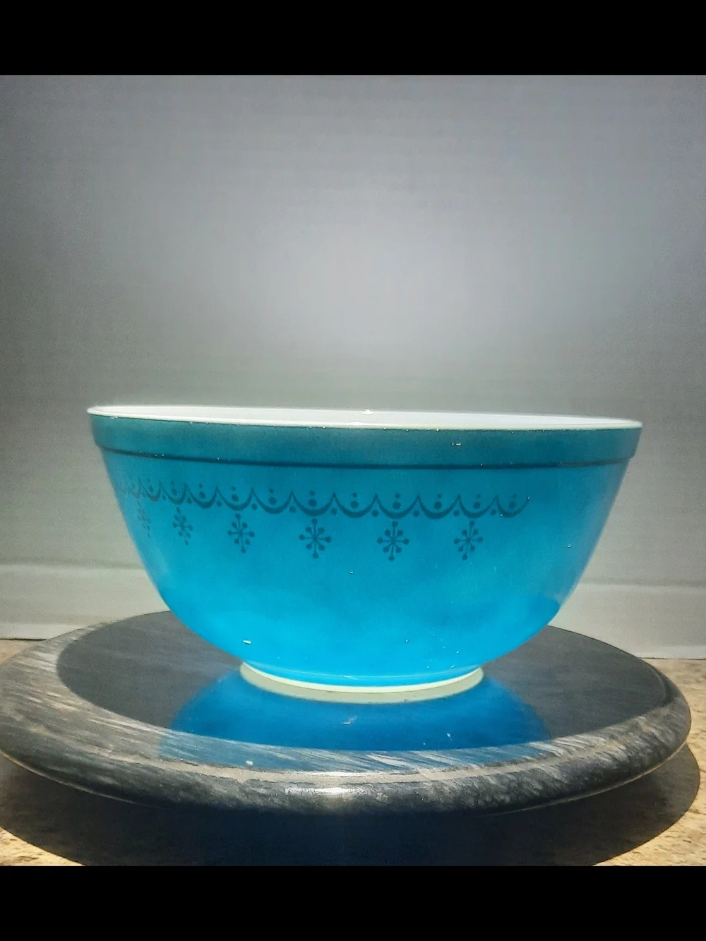 Pyrex Blue Garland Snowflake Mixing Bowl Set